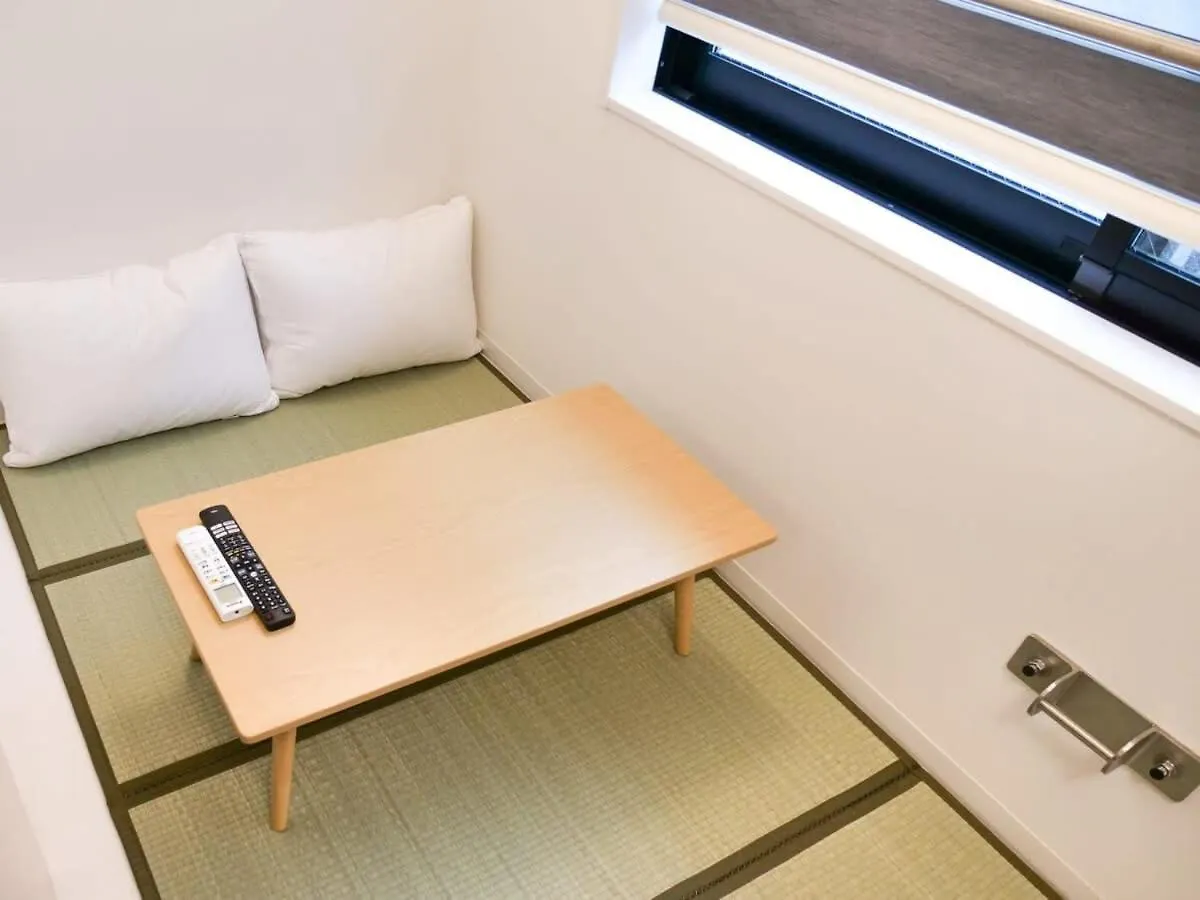 Okubo Shinjuku New Open Capsule Hotel Токио Апартаменты